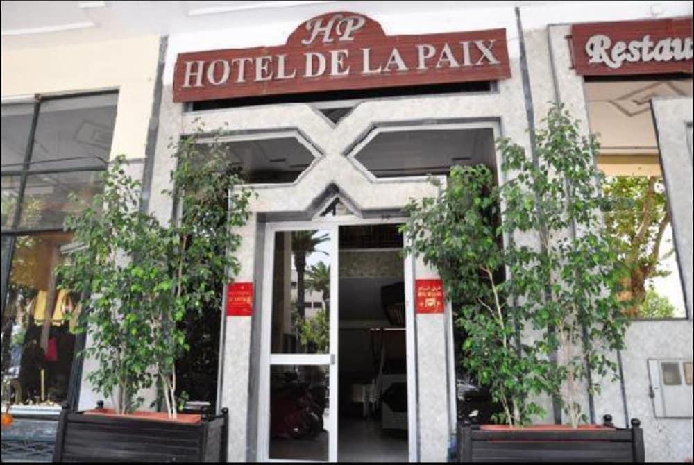 Hotel De La Paix Фес Экстерьер фото