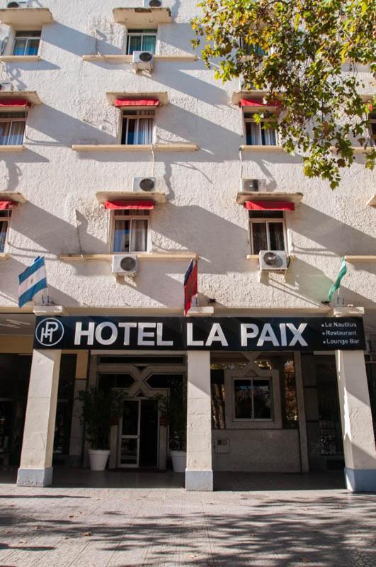 Hotel De La Paix Фес Экстерьер фото