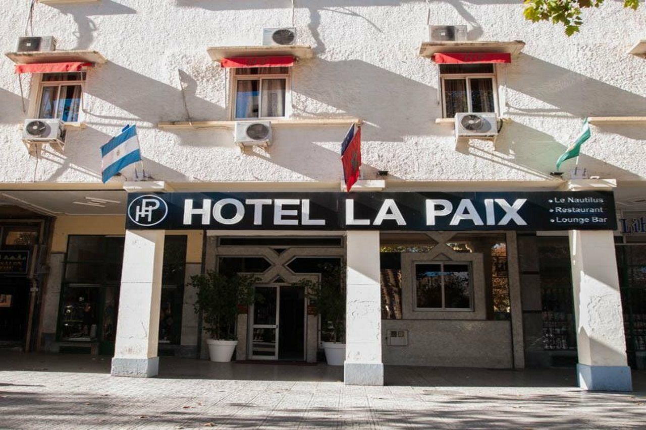 Hotel De La Paix Фес Экстерьер фото